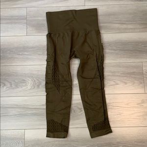 Gymshark Energy Seamless - khaki size small